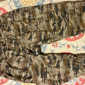 GAP Camo Joggers XXL